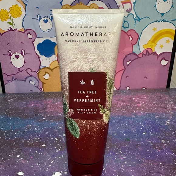 therapy Other - Therapy Aromatherapy Tea Tree + Peppermint Body Cream - Red